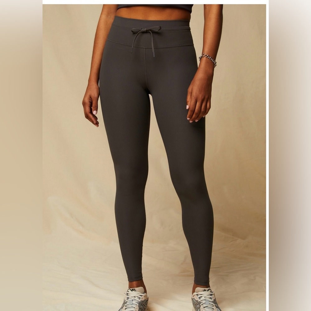 Fabletics Ribbed Drawstring Leggings in Brown